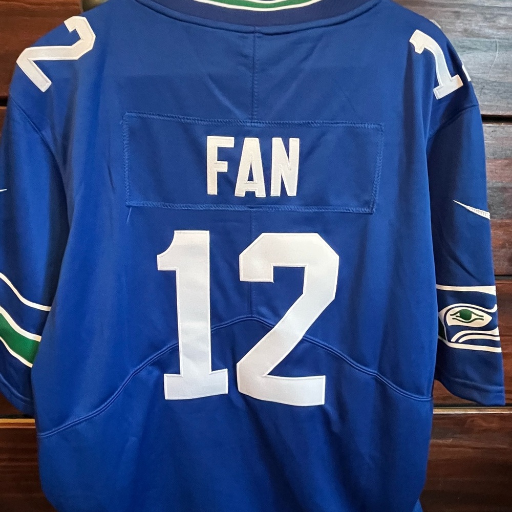 NFL Seahawks 12 Nike Jersey Men’s - Picture 2 of 5